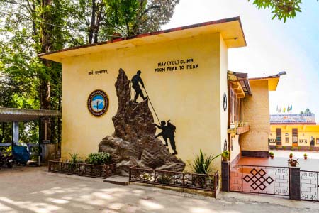 Himalayan Mountaineering Institute